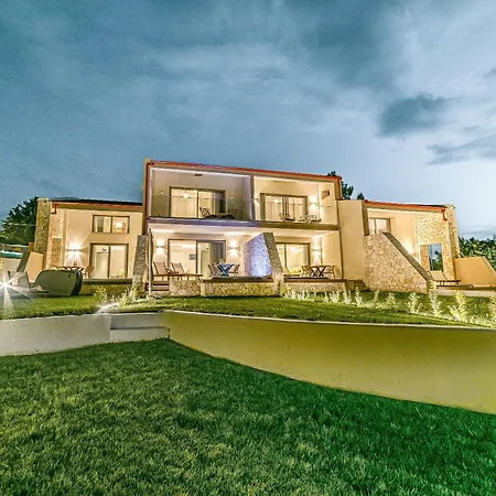 Pelagus Luxury Villas Polychrono Exterior photo