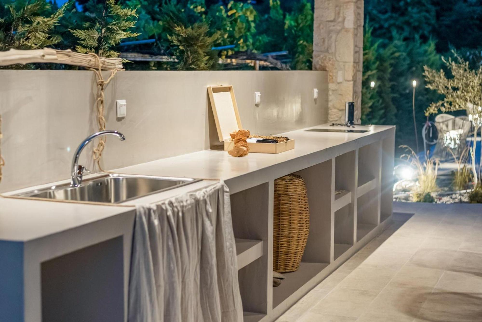 Villa Pelagus Luxury Polychrono